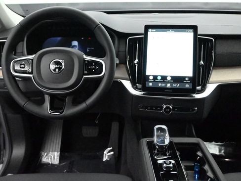 New 2026 Volvo XC90 T8 Core AWD/4WD image 12