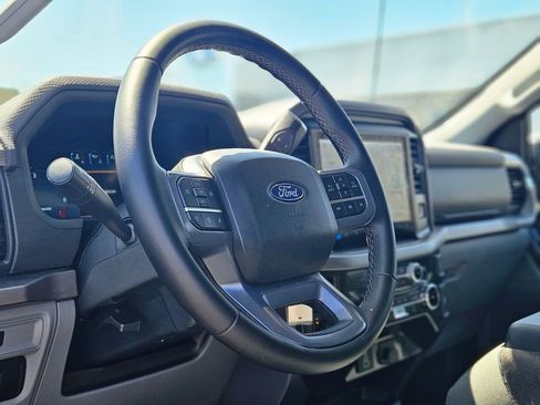Used 2025 Ford F150 XLT w/ Equipment Group 301A Standard AWD/4WD image 17