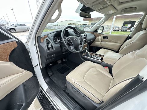 Used 2022 Nissan Armada SL AWD/4WD image 10
