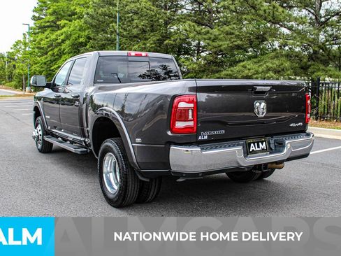 Used 2022 RAM 3500 Laramie AWD/4WD image 5