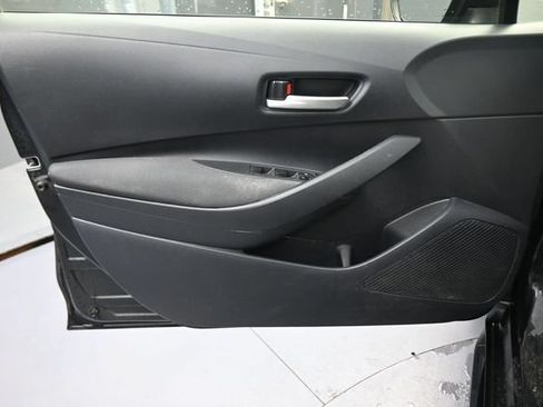 Certified 2021 Toyota Corolla LE FWD image 20