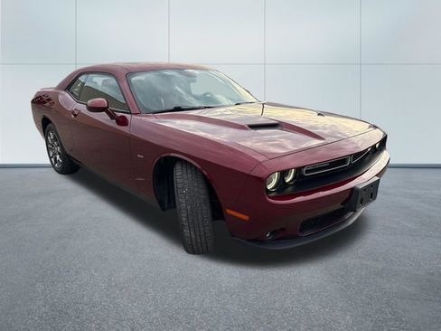 Used 2017 Dodge Challenger GT w/ Driver Convenience Group AWD/4WD image 5