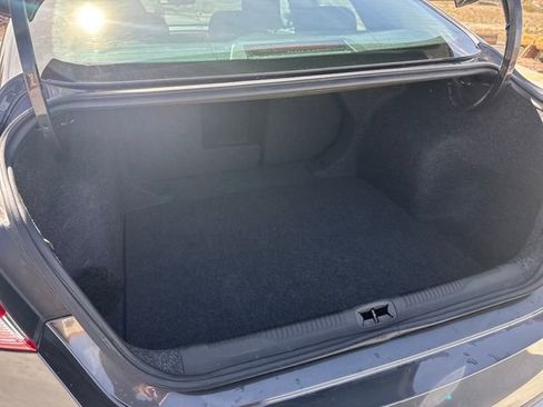 Used 2016 Chrysler 200 LX image 28