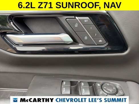 Used 2025 Chevrolet Tahoe Z71 w/ Z71 Off-Road Package AWD/4WD image 46