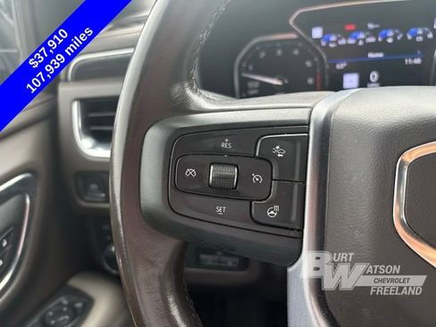 Used 2021 GMC Yukon XL SLT w/ SLT Luxury Plus Package AWD/4WD image 17