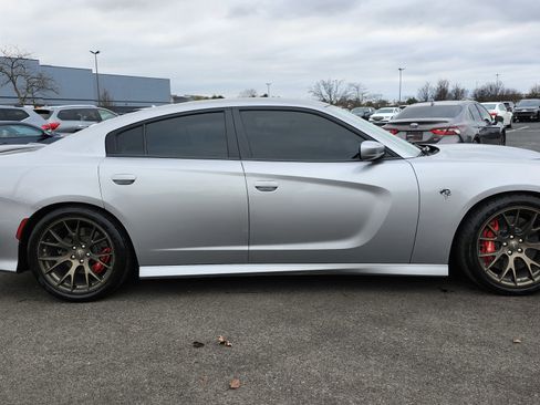Used 2016 Dodge Charger SRT Hellcat image 23