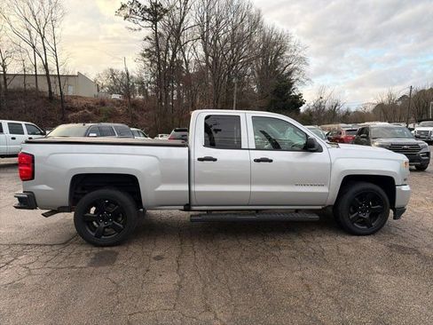 Used 2018 Chevrolet Silverado 1500 Custom w/ Rally 1 Edition RWD image 6