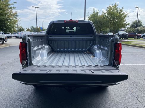 Used 2026 Chevrolet Colorado Trail Boss AWD/4WD image 11