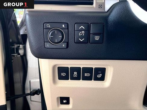 Used 2021 Lexus GX 460 Premium AWD/4WD image 33