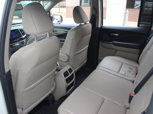 Used 2018 Honda Ridgeline RTL-T image 26