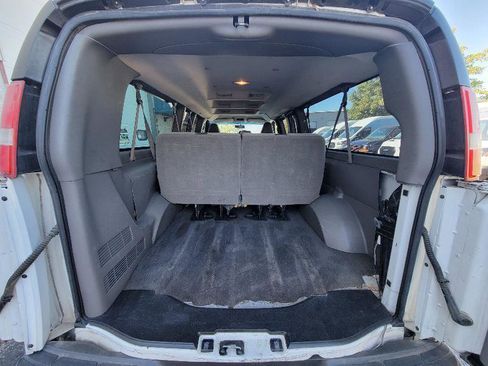 Used 2017 Chevrolet Express 3500 LT w/ LT Preferred Equipment Group image 35