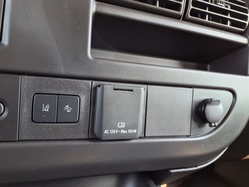 Used 2024 Chevrolet Express 3500 LT w/ LT Preferred Equipment Group image 7