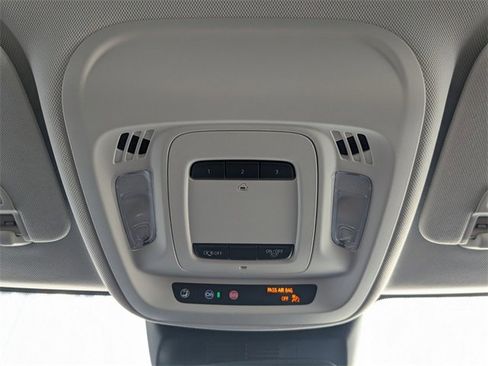 New 2026 Buick Envision Preferred image 24