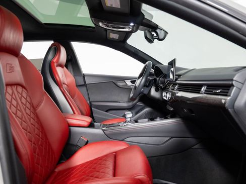 Used 2022 Audi S5 Prestige w/ Prestige Package image 28
