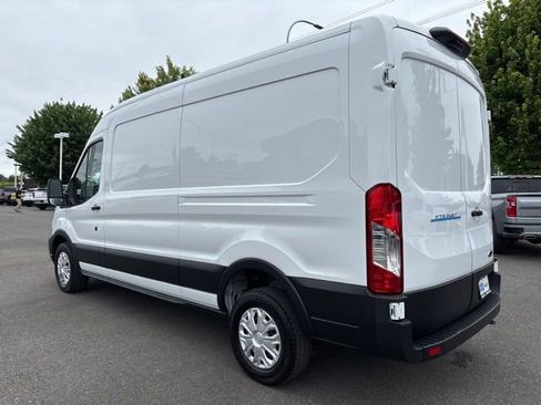 Used 2023 Ford E-Transit Medium Roof RWD image 3