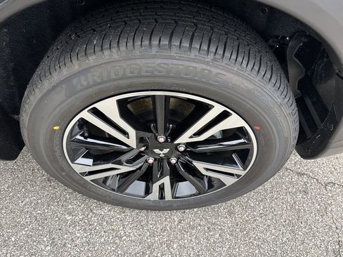 New 2026 Mitsubishi Eclipse Cross SE image 12