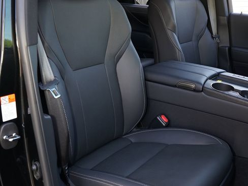 Used 2025 Lexus LX 600 4WD w/ Accessory Package (2T) image 11