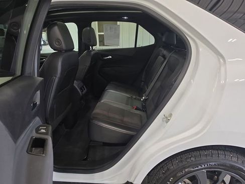 Used 2022 Chevrolet Equinox RS AWD/4WD image 25
