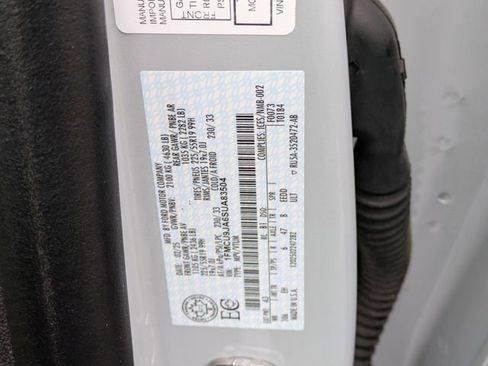 Used 2025 Ford Escape Platinum AWD/4WD image 24