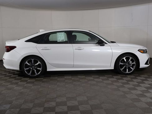 Used 2025 Honda Civic Sport image 18
