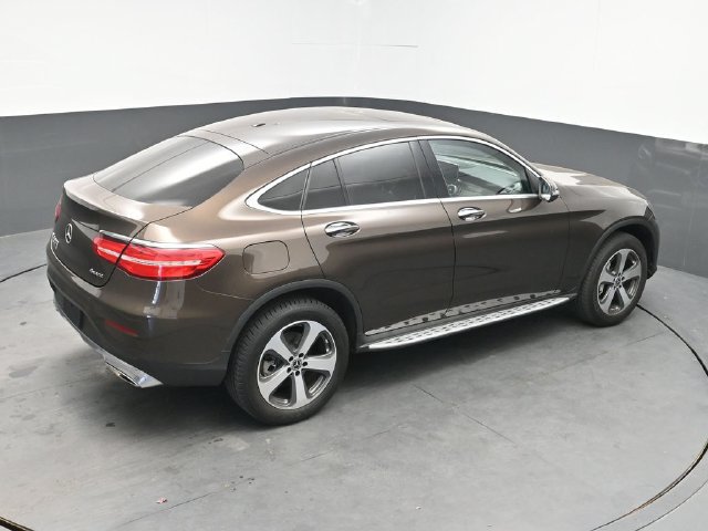 Used 2017 Mercedes-Benz GLC 300 4MATIC Coupe image 39