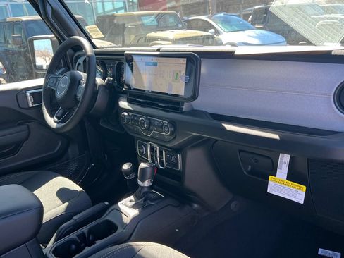 New 2026 Jeep Wrangler Unlimited Sport AWD/4WD image 11