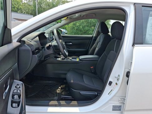Used 2020 Nissan Sentra SV FWD image 15