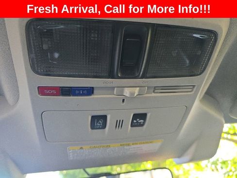 Used 2017 Subaru Forester 2.5i Premium AWD/4WD image 9