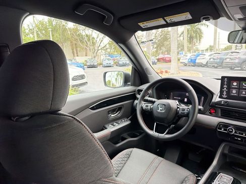 New 2026 Honda Pilot Sport image 15