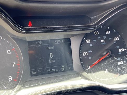 Used 2024 Chevrolet Trax LS FWD image 22