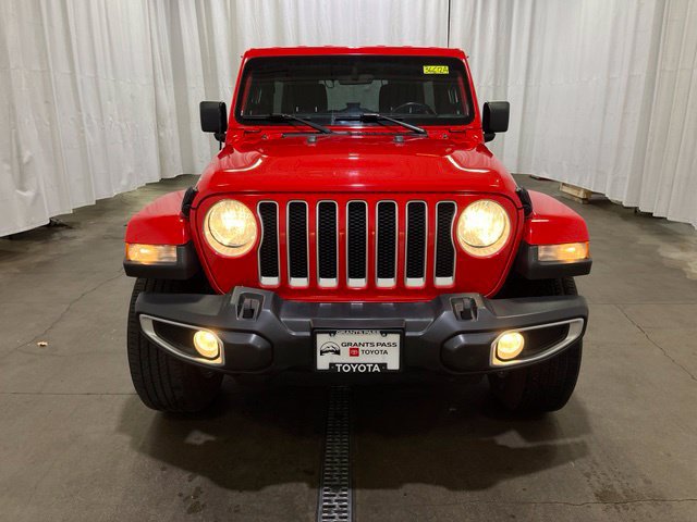 Used 2022 Jeep Wrangler Unlimited Sahara w/ Cold Weather Group AWD/4WD image 10
