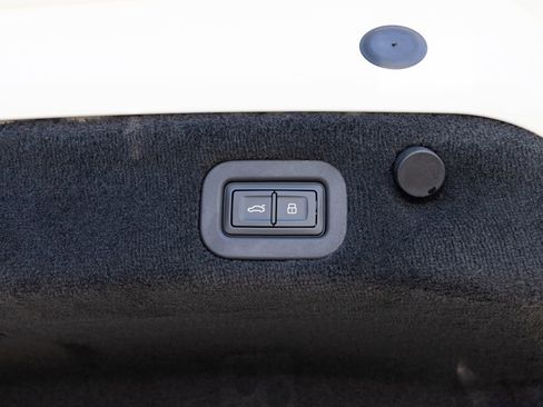 New 2026 Bentley Continental GTC image 41