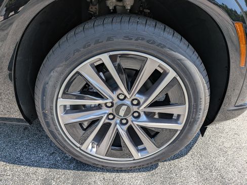 New 2027 Cadillac Vistiq Sport AWD/4WD image 12