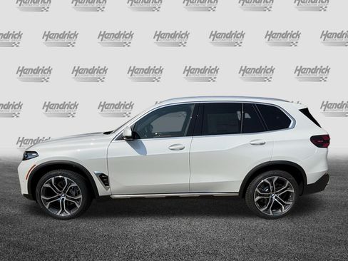 New 2026 BMW X5 xDrive40i w/ Premium Package AWD/4WD image 7