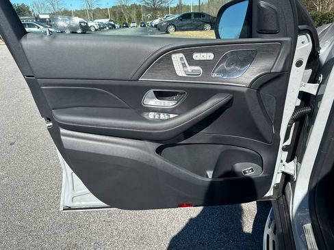 New 2026 Mercedes-Benz GLS 580 GLS 580 image 10