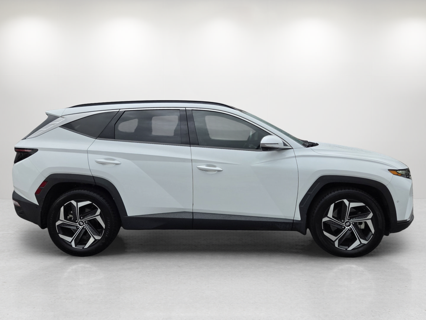 Used 2022 Hyundai Tucson Limited FWD image 4
