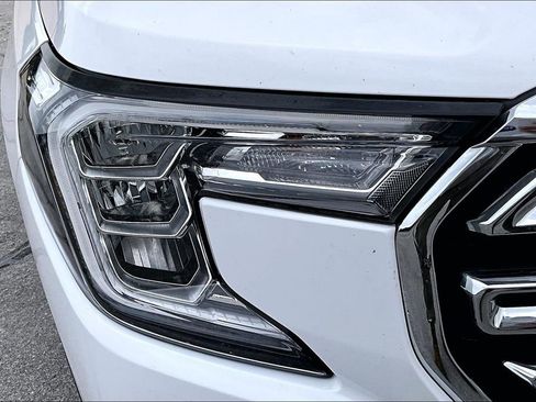 Used 2022 GMC Terrain SLT FWD image 29