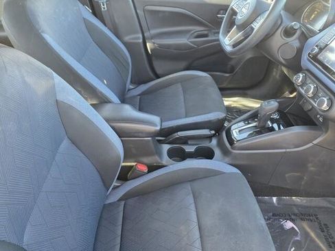 Used 2023 Nissan Versa SV image 30