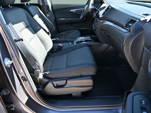 Used 2020 Honda Ridgeline Sport image 13