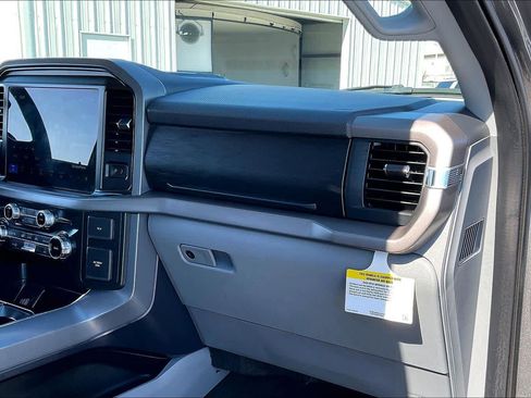 Used 2025 Ford F150 XLT w/ Equipment Group 301A Standard image 17