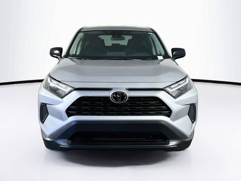 Used 2025 Toyota RAV4 LE FWD image 6