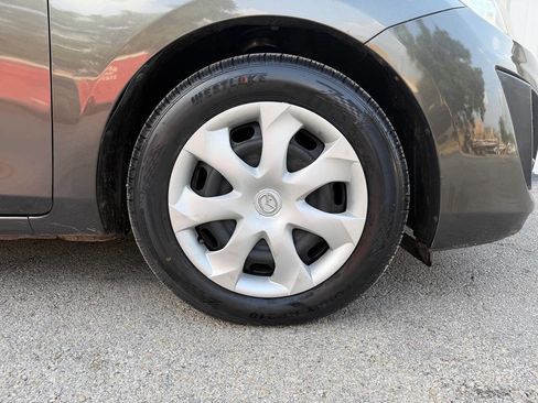 Used 2010 MAZDA MAZDA3 i Touring FWD image 30