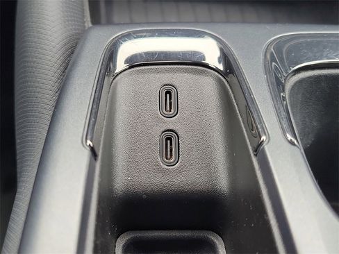 Used 2024 Chevrolet Equinox EV RS image 30