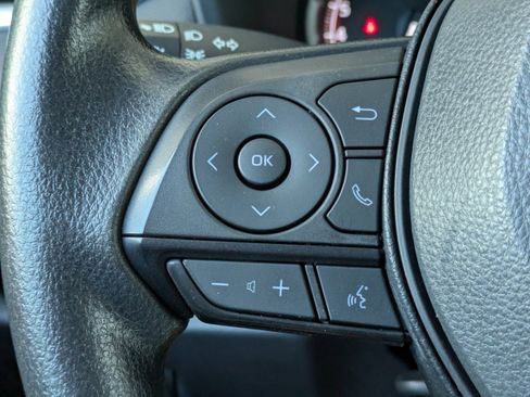 Used 2024 Toyota RAV4 LE AWD/4WD image 23