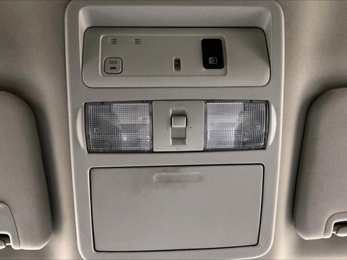 Used 2018 Nissan Titan PRO-4X w/ Pro-4x Convenience Package image 36