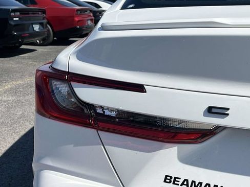 Used 2025 Toyota Camry SE FWD image 10
