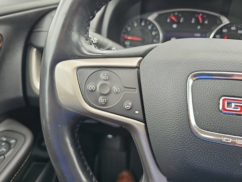 Used 2019 GMC Terrain Denali w/ Comfort Package AWD/4WD image 17