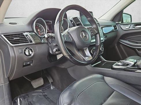 Used 2018 Mercedes-Benz GLS 550 4MATIC image 10