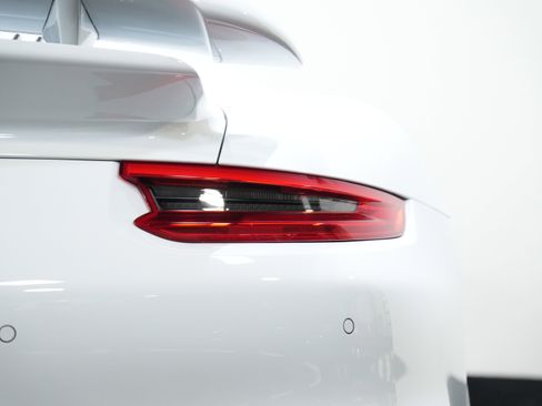 Used 2018 Porsche 911 Turbo S image 18