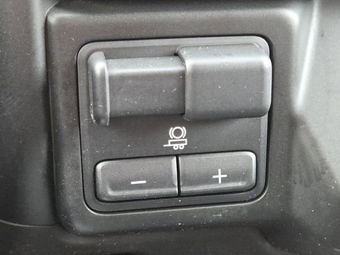 Certified 2022 GMC Sierra 3500 Denali AWD/4WD image 7